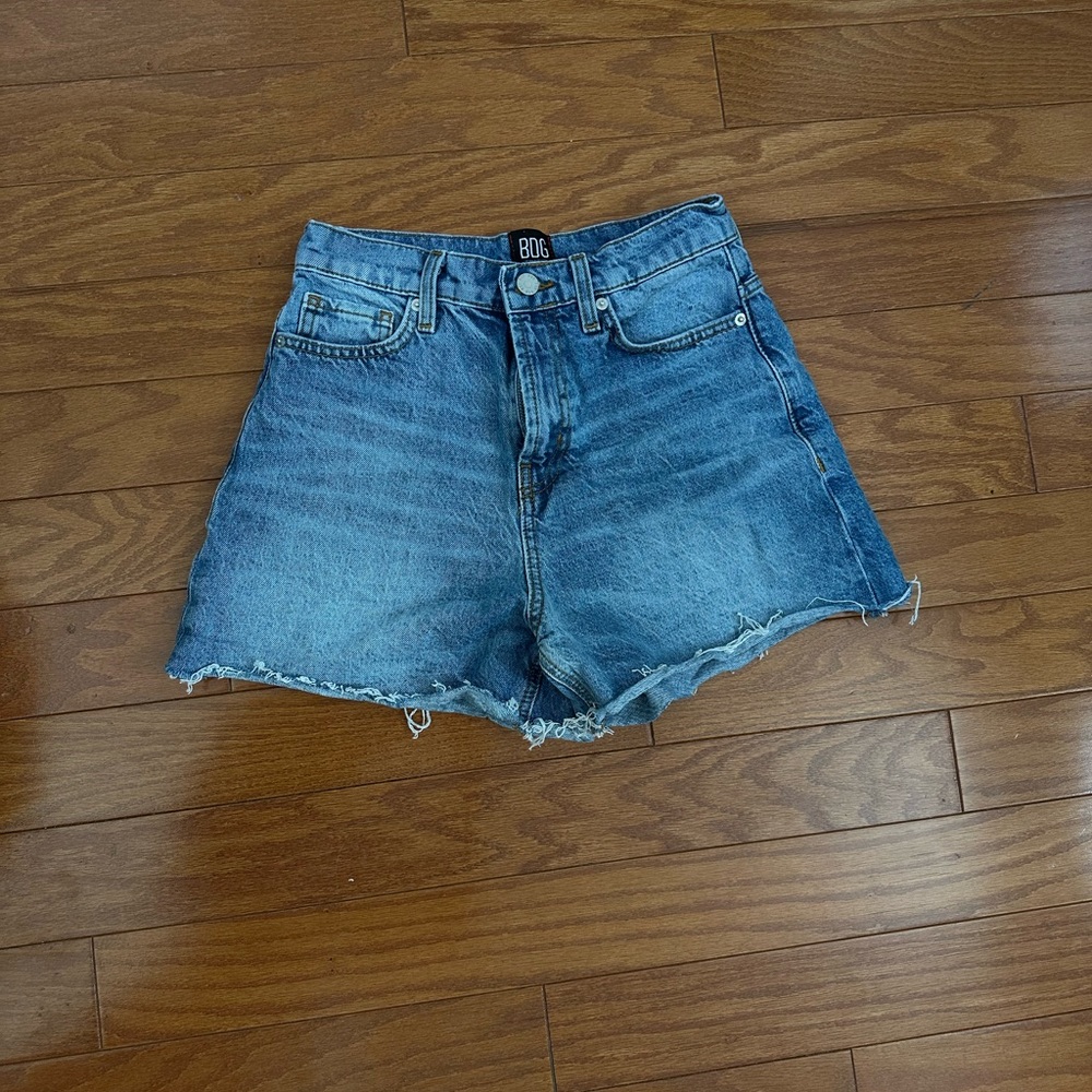 urban outfitters bdg high waisted denim shorts size 26